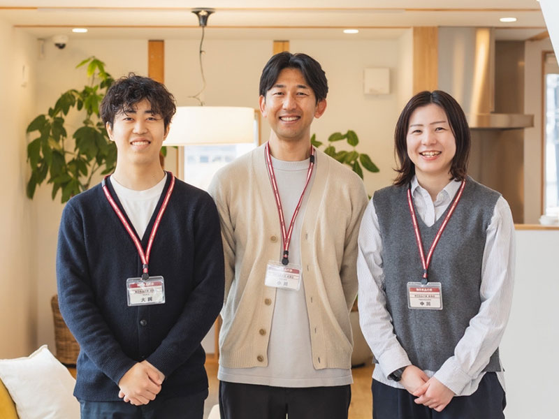 モデルハウススタッフ