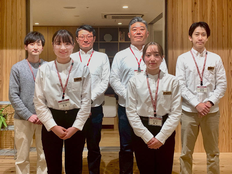 モデルハウススタッフ