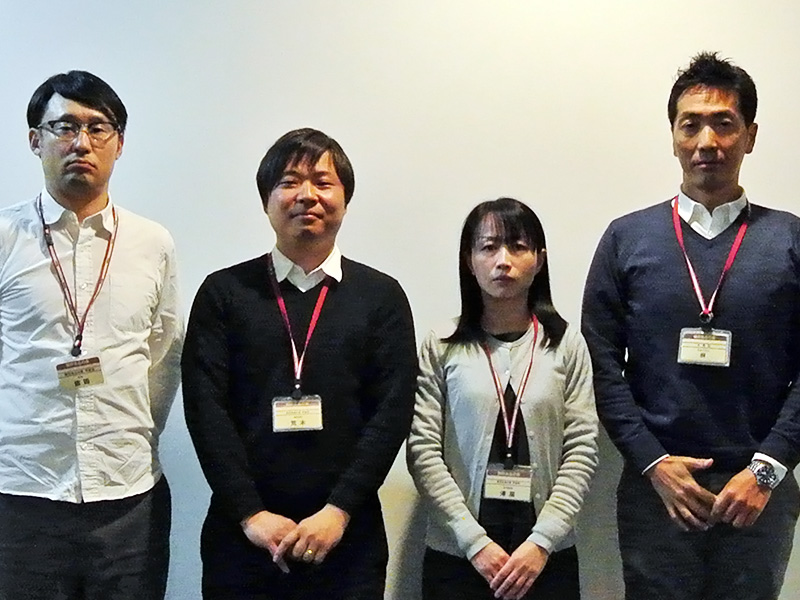 モデルハウススタッフ