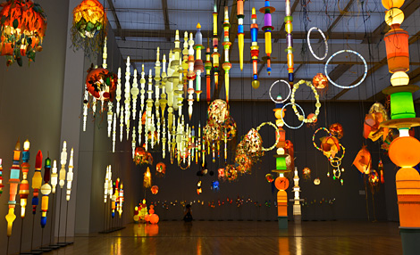 アート どこでも会える夏休み