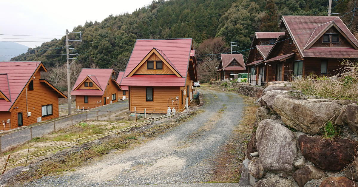 菜園つきの小さな家