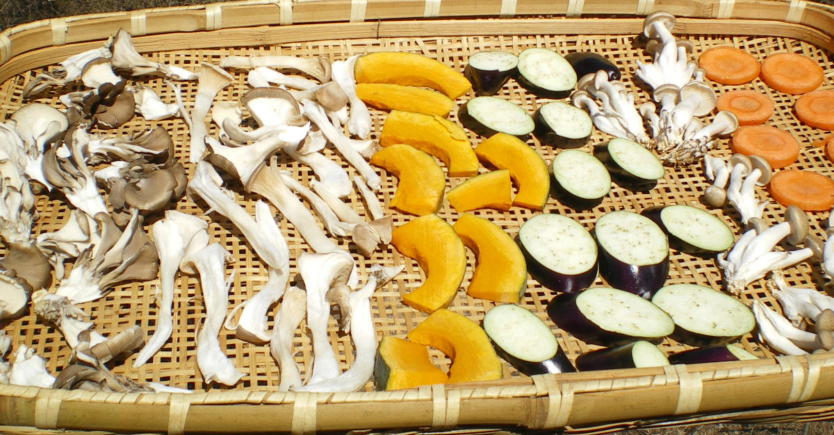 夏に向かって ―干し野菜―